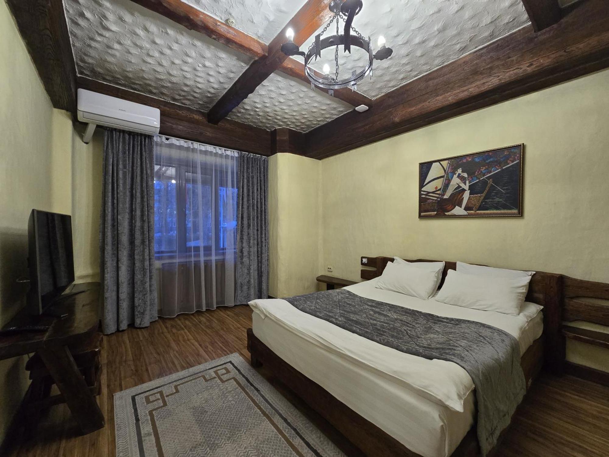 אלמטי Saraishyq Hotel מראה חיצוני תמונה